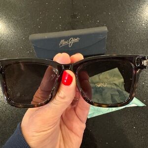 Maui Jim Hanohano Shiny Dark Havana with Trans Yellow Sunglasses